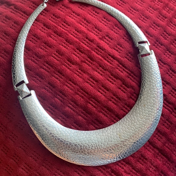 Jewelry - Silver Polished Collar Neckpiece